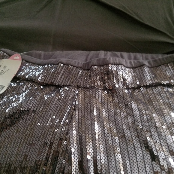 New Silver Leggings - Picture 4 of 4